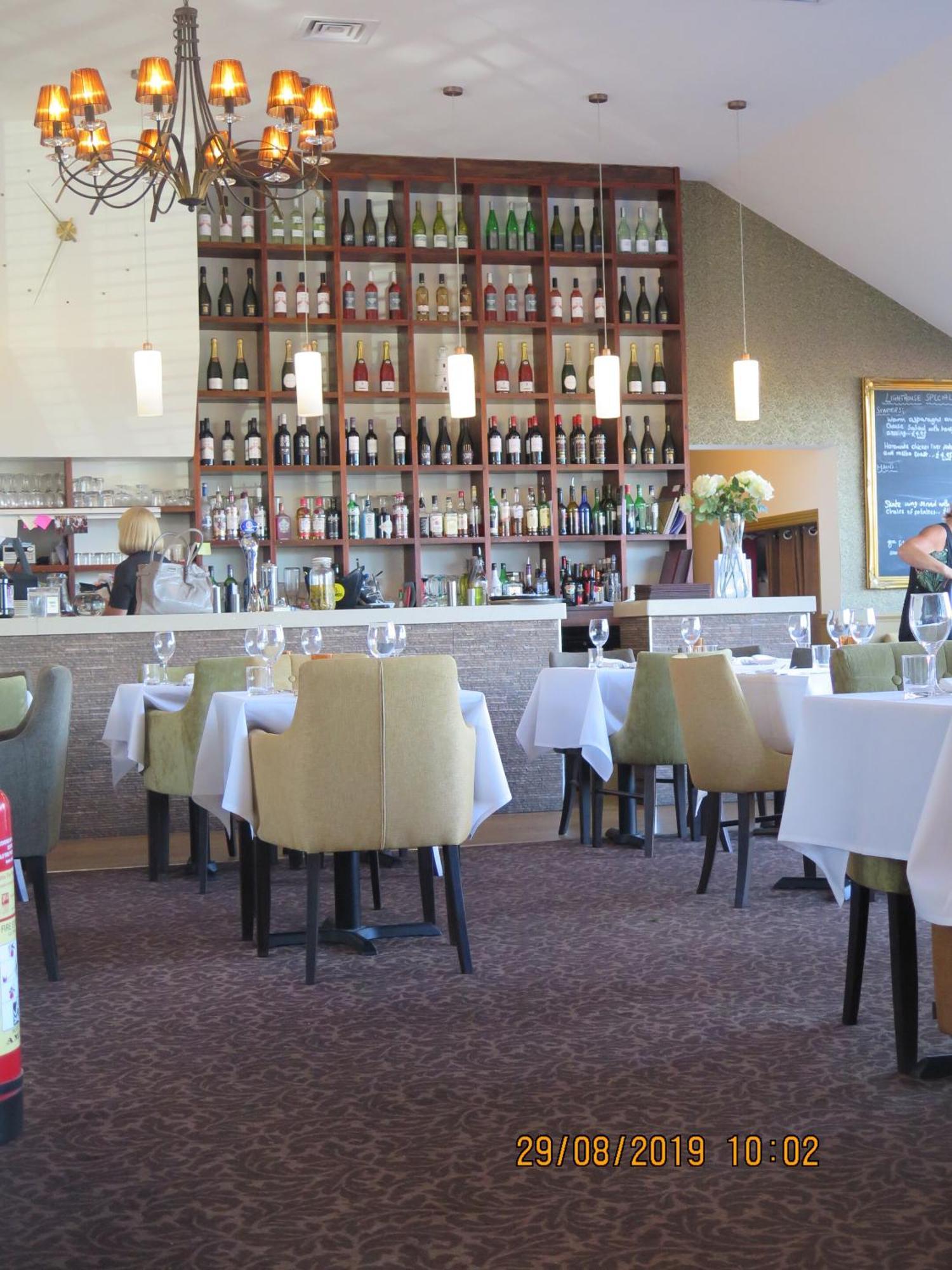 Oyster Fleet Hotel Canvey Island Экстерьер фото